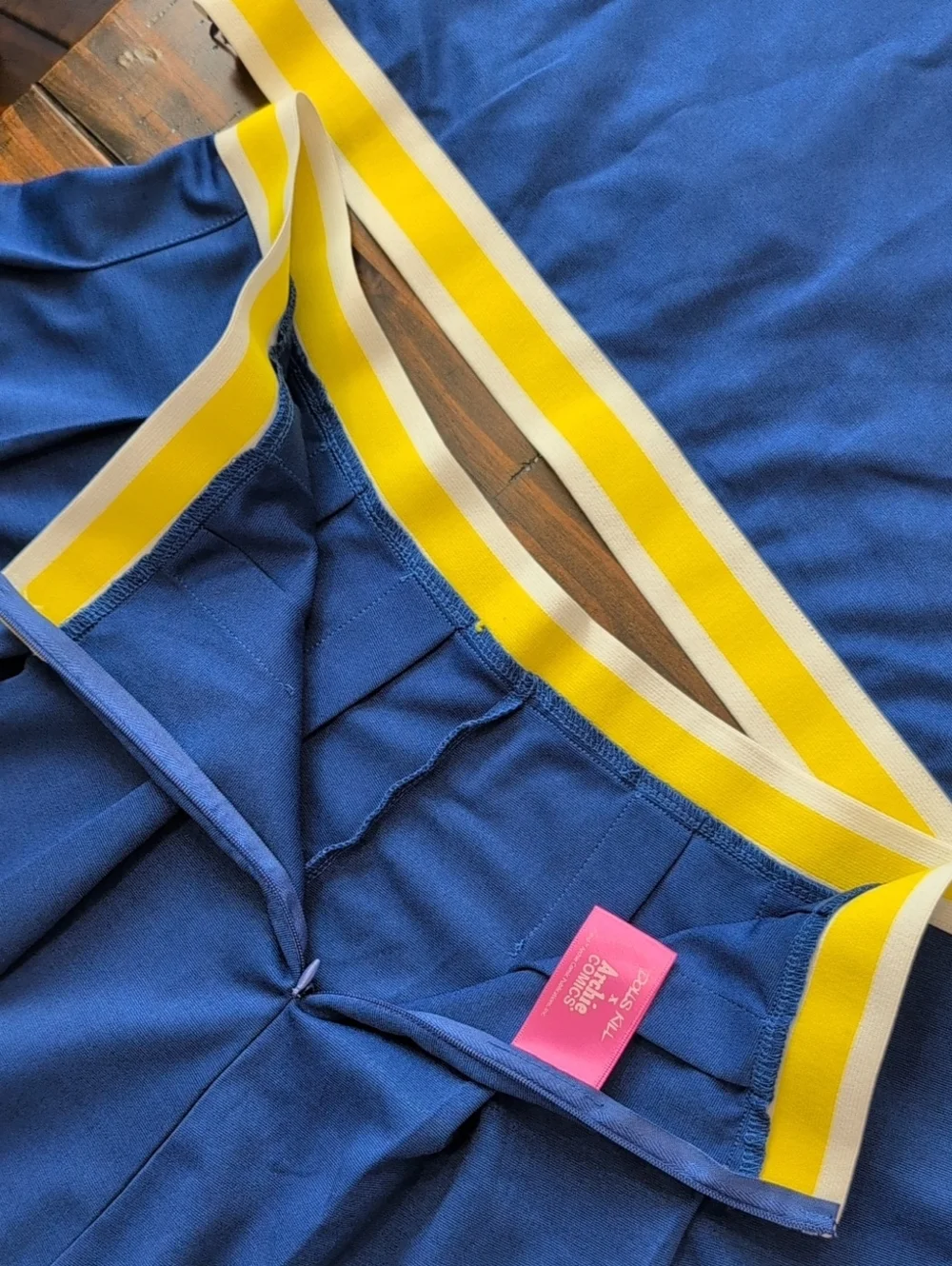 Dolls Kill X Archie Comics Riverdale Cheerleader Set Cosplay NWT - Picture 12 of 13